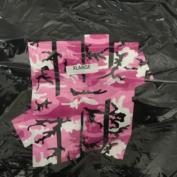 Antisocial Undefeated Hoodie - Picture 4 of 4